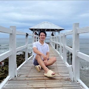 Meet your Posher, Adrian